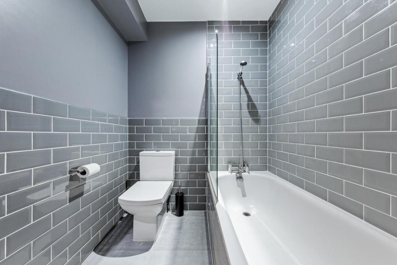 런던 Majestic 4 At Reganway Rw4 아파트 외부 사진